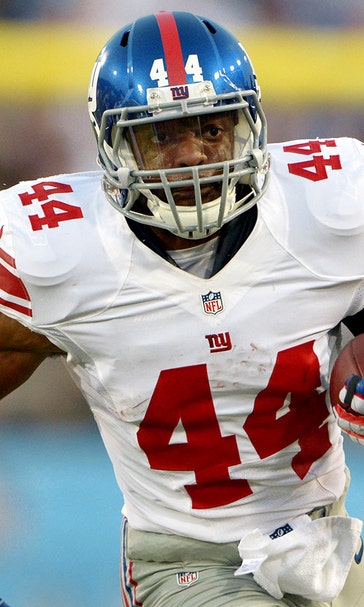 Hey, rookie: Giants RB showcases power, burst in HOF game win